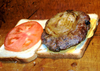 burger-lunch-white bread