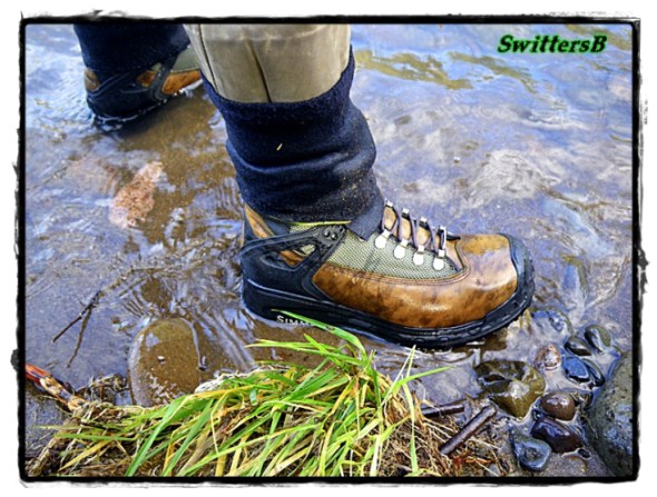 simms-guide-boot-swittersb-gravel guards