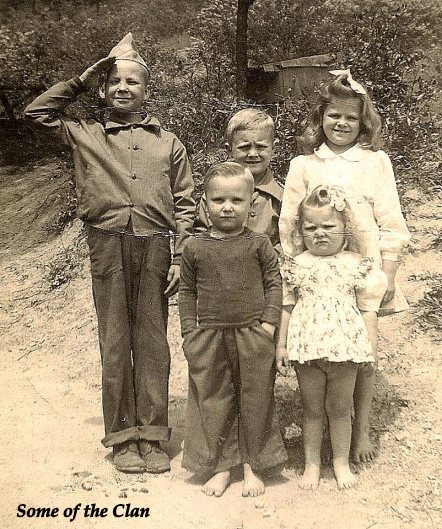 Clan dads-clan-left-behind MUNCY SwittersB Photo