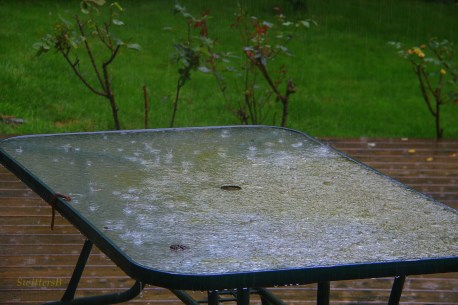 table top rain drops SwittersB