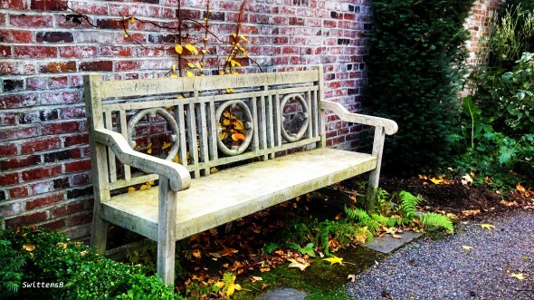 Wall Bench Leaves SB