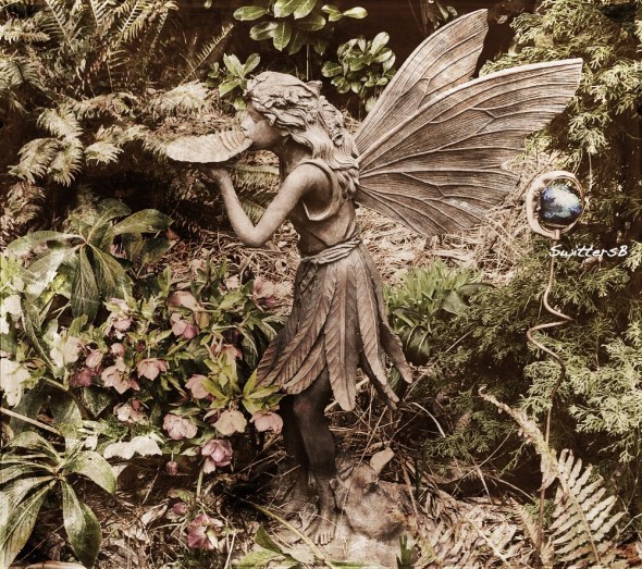 Photography-Yard Art-Garden-Fantasy-Fairy-SwittersB