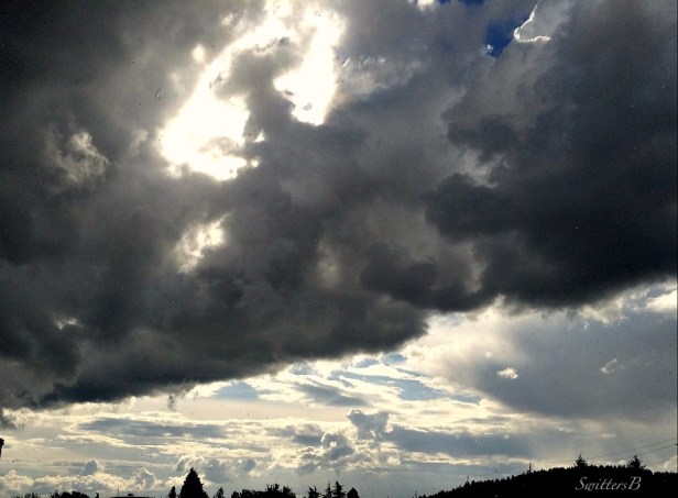 dark cloud-silver lining-sky-photography-storm-SwittersB