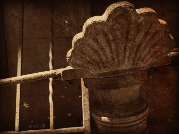 ornamental-gate-designs-cracked-photography-SwittersB