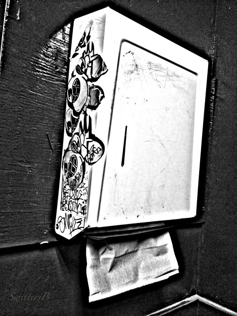 paper towels-tavern-sink-dirt-SwittersB-photography