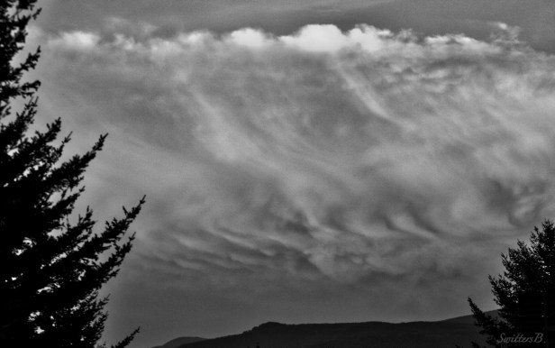 wavy cloud-weather-photography-nature-SwittersB