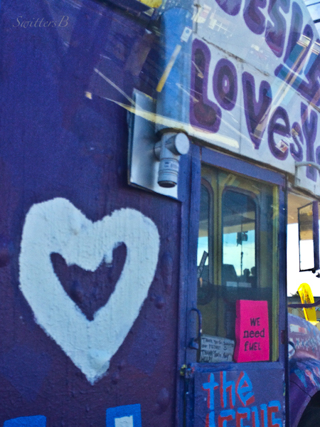 Love-Jesus-bus-heart-Portland-SwittersB