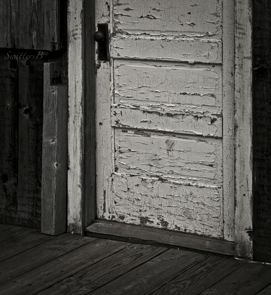 threshold-old door-rural-SwittersB-peeling paint