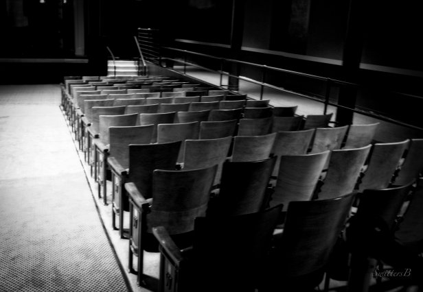 seats-school-auditorium-uniformity-SwittersB