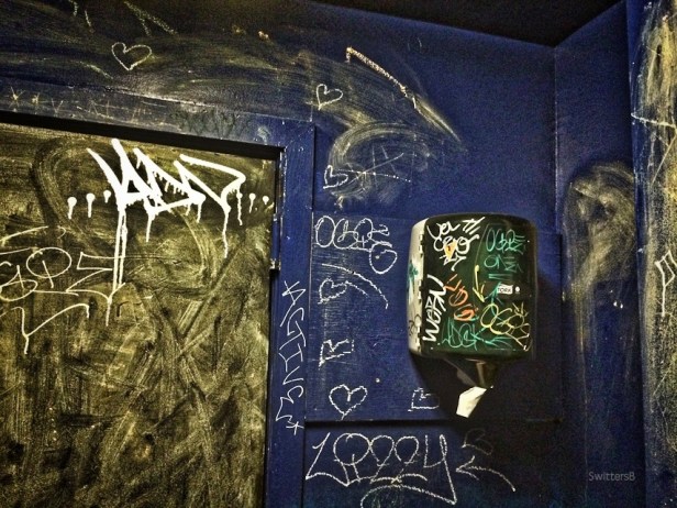 wash hands-bathroom-Portland-graffiti-dive-SwittersB