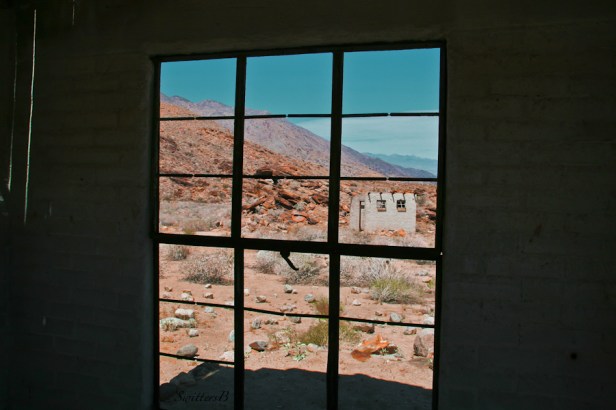 wentworth canyon-california-old buildings-desert-SwittersB