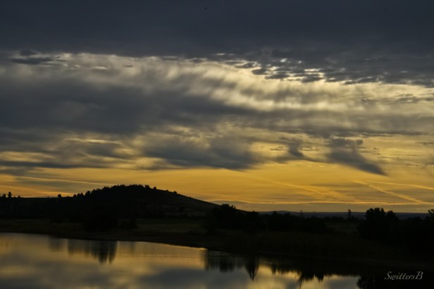 optimism-new day-morning-lake-Oregon-SwittersB