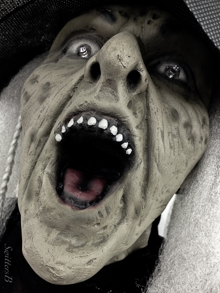 fright-in your dreams-SwittersB