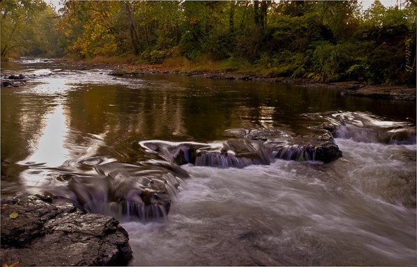 river glare-light-rapids-Oregon-SwittersB