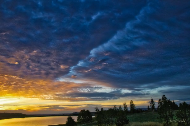 brushstrokes-sky-lake-clouds-SwittersB