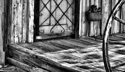 desert-porch-old wood-SwittersB