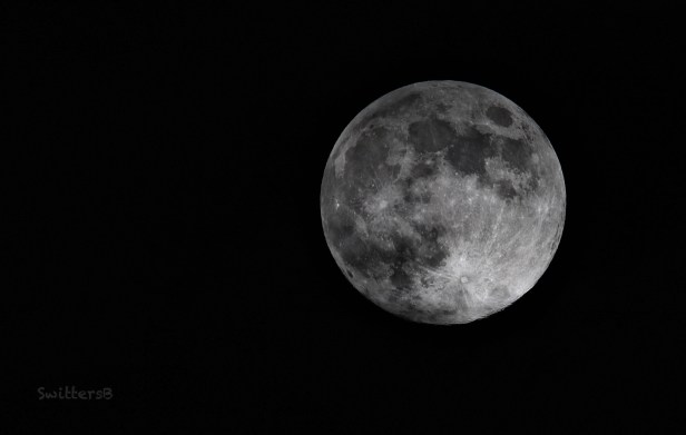 full moon-clouds-Portland May 2018-SwittersB